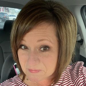 Meet your Posher, Becky